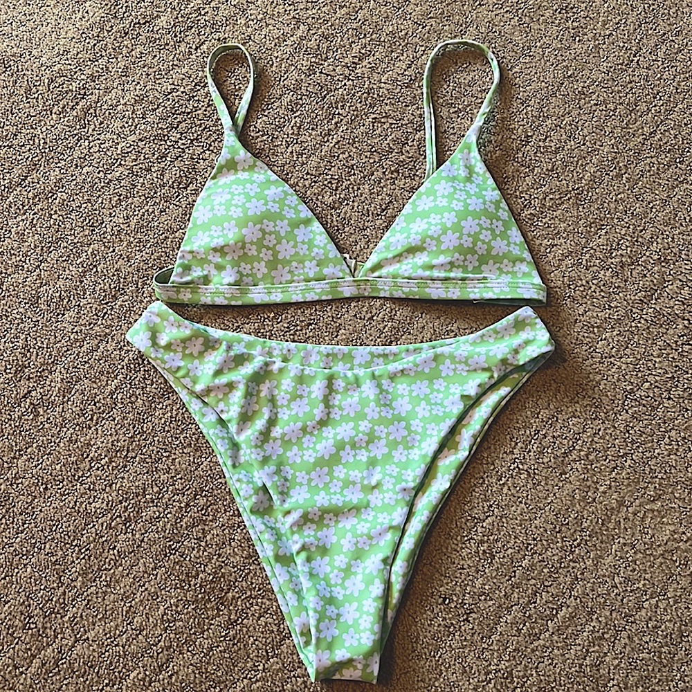 Aurelle bikini